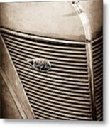 1937 Lincoln-zephyr Coupe Sedan Grille Emblem - Hood Ornament -0100s Metal Print