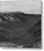 Black And White Valley Metal Print