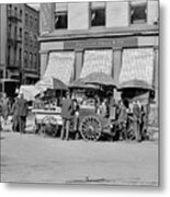 Broad St. Lunch Carts New York Metal Print