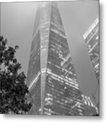 Freedom Tower Into The Fog Metal Print