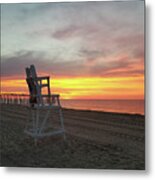Lifeguard Stand On The Beach At Sunrise Metal Print