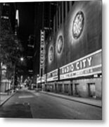 Radio City Music Hall Nyc Black And White Metal Print