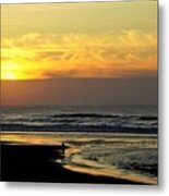 Solo Sunset On The Beach Metal Print