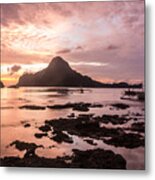 Sunset Over El Nido Bay In Palawan In The Philippines Metal Print
