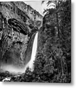 Yosemite Waterfall Bw Metal Print