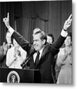 Richard Nixon Giving V Sign #1 Metal Print