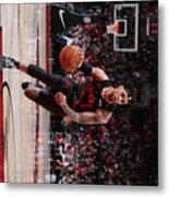 Sacramento Kings V Portland Trail #11 Metal Print