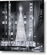 A Radio City Christmas Metal Print