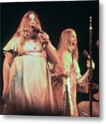 Cass Elliot And Michelle Phillips Singing At Monterey International Pop Festival Metal Print