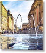 Fountain In Front Of The Met, Nyc Metal Print