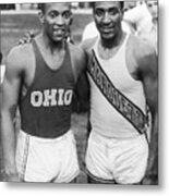 Jesse Owens And Ralph Metcalfe In 1936 Metal Print