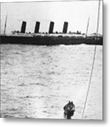 Large Liner Lusitania Leaving In Waters Metal Print