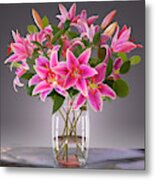 Pink Stargazer Lilies In Vase Metal Print