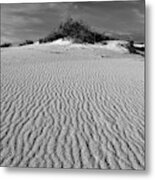 White Sands New Mexico Waves In Black And White Metal Print