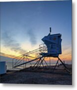 California Lifeguard Tower During The Blue Hour Metal Print