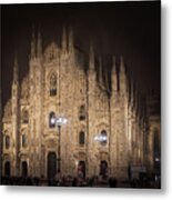 Duomo Di Milano On A Foggy Night Metal Print