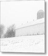 Fade To White - Vanishing Point Perspective Of Wi Barn In Blizzard Metal Print