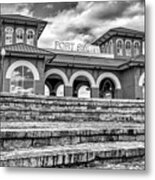 Fort Smith Riverfront Building From The Amphitheater - Black And White Metal Print