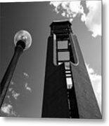 Mcfarland Memorial Bell Tower At The University Of Illinois In Black And White Metal Print