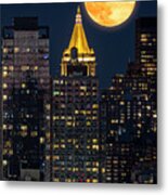 Ny Life Nyc Full Moon Metal Print