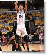 Play-in Tournament - San Antonio Spurs V Memphis Grizzlies Metal Print
