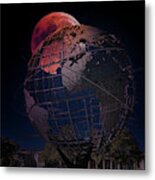 Red Moon Glow Over Unisphere Queens Ny Night Moods Metal Print