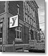 Somerville Massachusetts Highland Ave Ymca Black And White Metal Print