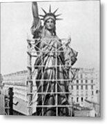 Statue Of Liberty Construction - Paris - 1884 Metal Print