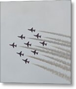 The Red Arrows Doing A Loop In The Diamond 9 Metal Print