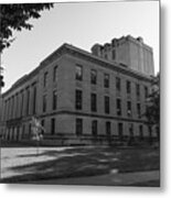 Thompson Library At Ohio State University In Black And White Metal Print