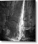 Upper Yosemite Waterfall Metal Print
