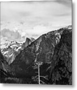 Yosemite Valley Metal Print