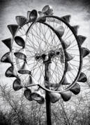 Bicycle Wheel Sculpture Photograph by Ron Regalado - Fine Art America