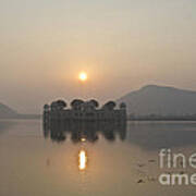 Jal Mahal In Sunrise Poster