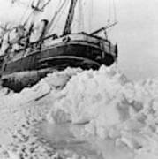 Last Moments Of Shackletons Endurance Poster