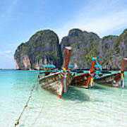 Long Tail Boats On Maya Bay Beach - Ko Phi Phi - Thailand Poster
