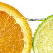 Orange And Lime Slices In Water Poster