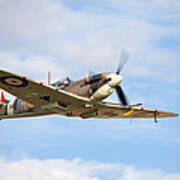 Spitfire Mk5 Low Pass Poster