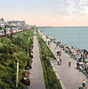 Clacton-on-sea - England - Promenade Looking East Poster