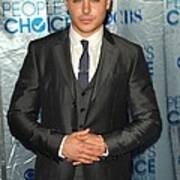 Zac Efron At Arrivals For Peoples Poster