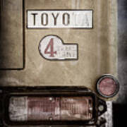 1978 Toyota Land Cruiser Fj40 Taillight Emblem -1191ac Poster