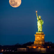 Statue Of Liberty And A Rising Supermoon In New York City Poster