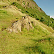 To The Top Of Arthur's Seat. Poster