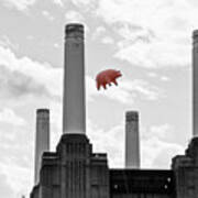 Pink Floyd Pig At Battersea Power Station #2 Poster