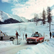 1966 Mercedes Benz 230sl With Skiers Mountain Setting Poster