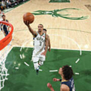 New Orleans Pelicans V Milwaukee Bucks Poster