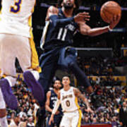 Memphis Grizzlies V Los Angeles Lakers Poster