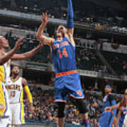 New York Knicks V Indiana Pacers Poster