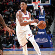 New York Knicks V Detroit Pistons Poster