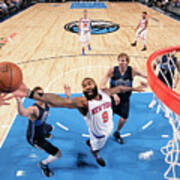 New York Knicks V Dallas Mavericks Poster